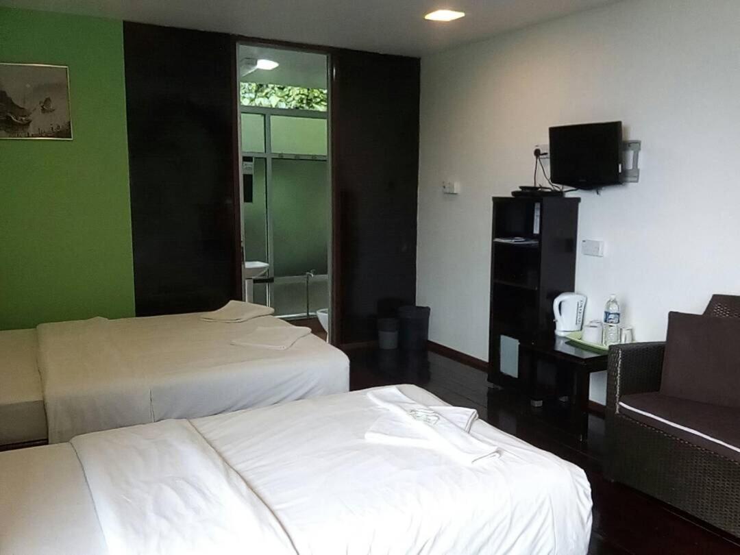 J Residence Kampong Kundassan Rum bild
