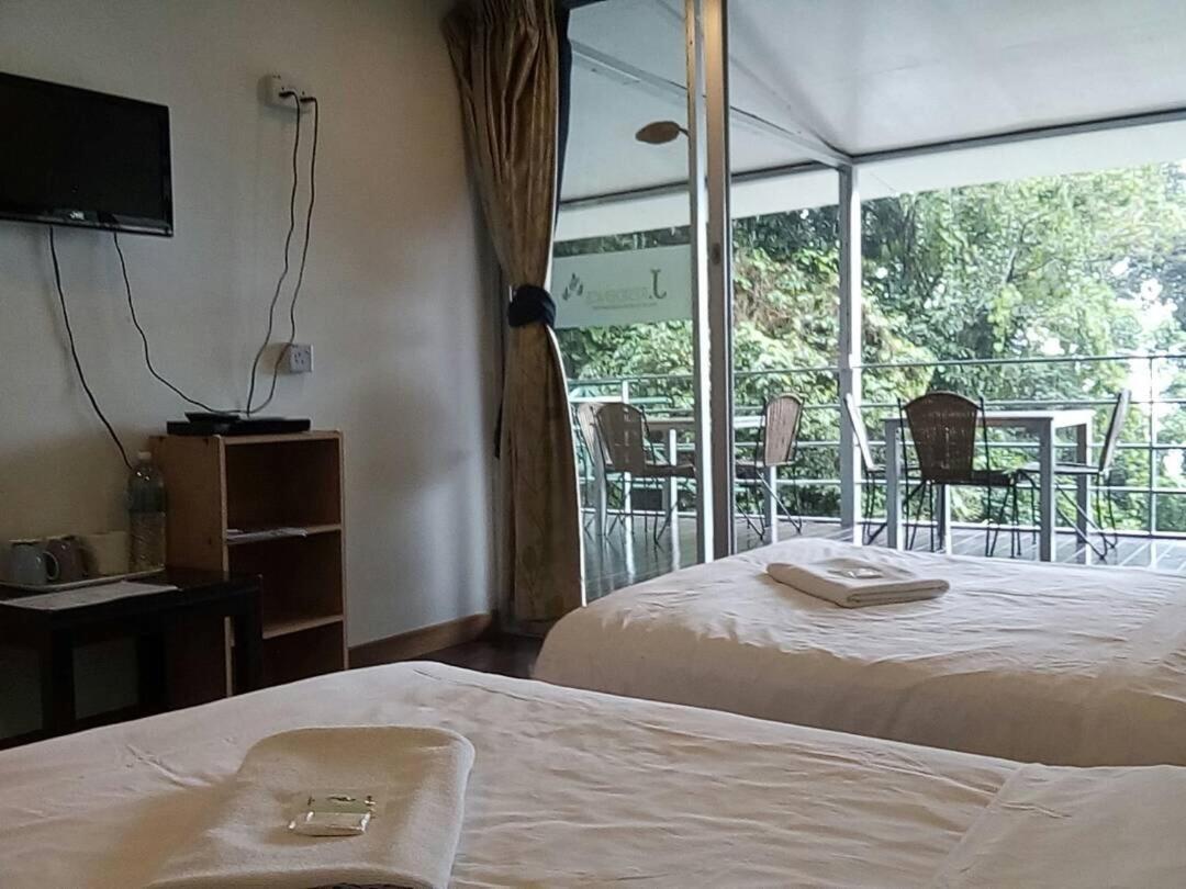 J Residence Kampong Kundassan Rum bild