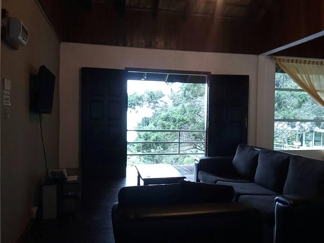 J Residence Kampong Kundassan Rum bild