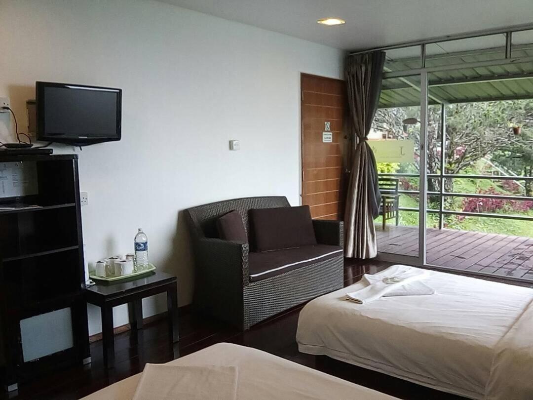 J Residence Kampong Kundassan Rum bild