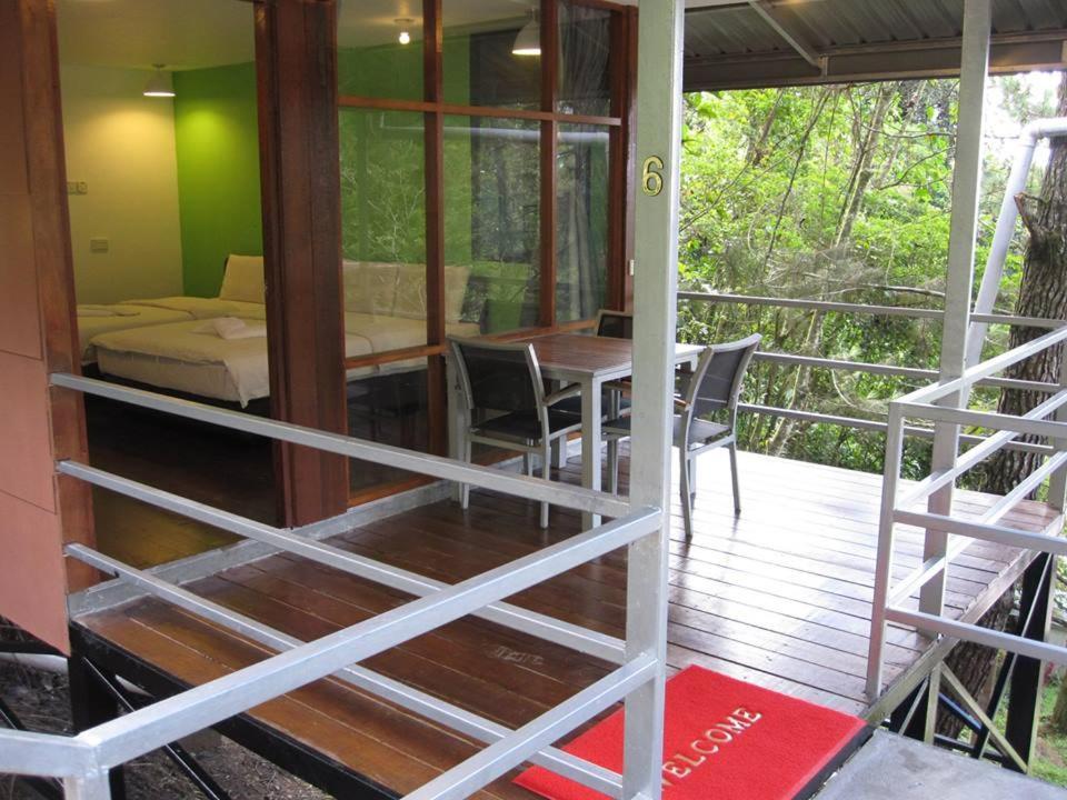 J Residence Kampong Kundassan Rum bild