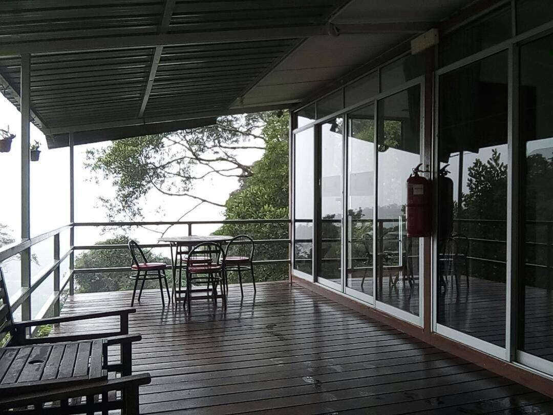 J Residence Kampong Kundassan Rum bild